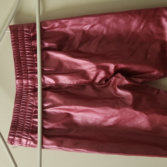 Camp beverly hills Metallic y2k faux leather pants 5-6 - Picture 8 of 12
